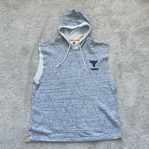 Men’s Under Armour Project Rock cut off hoodie